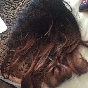 Brown highlights wig